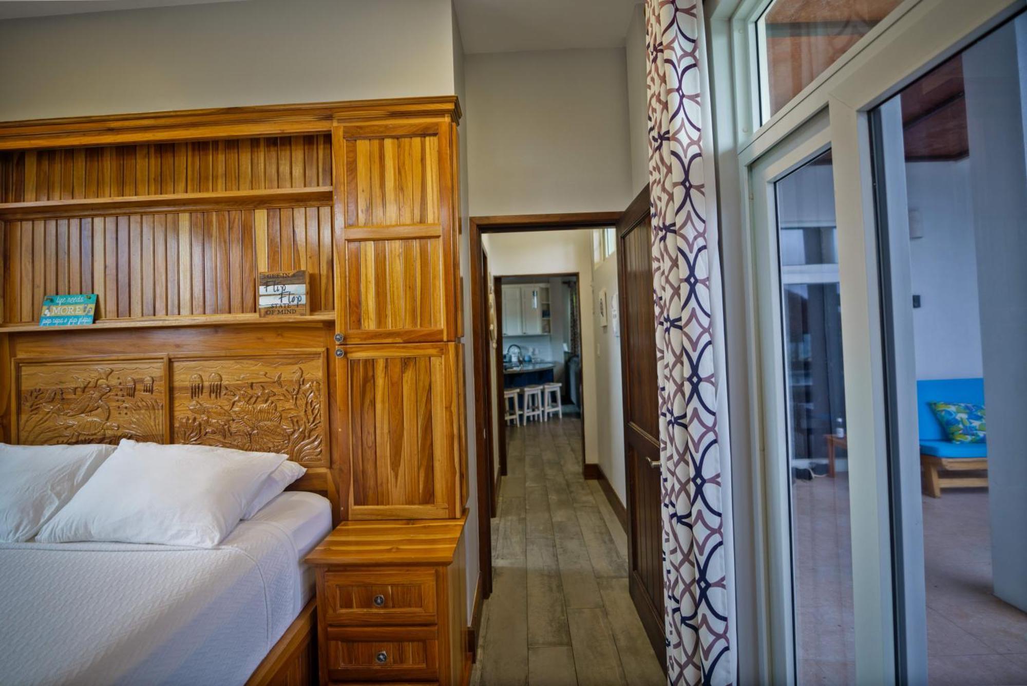 Ocean Breeze Hotel Placencia Bagian luar foto