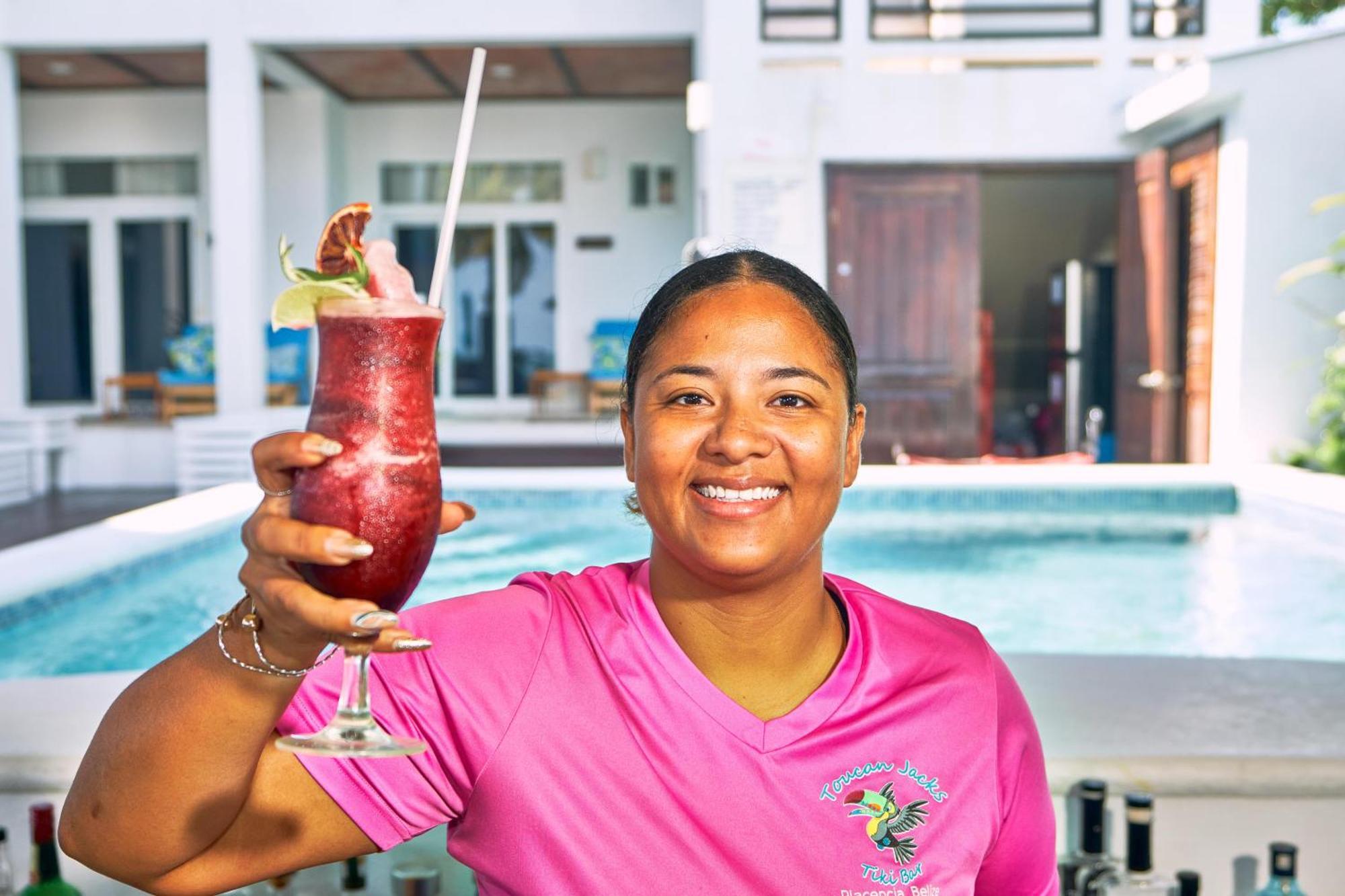 Ocean Breeze Hotel Placencia Bagian luar foto