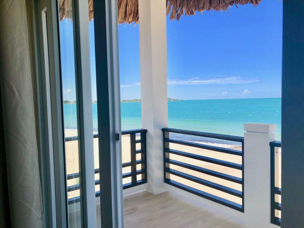 Ocean Breeze Hotel Placencia Bagian luar foto