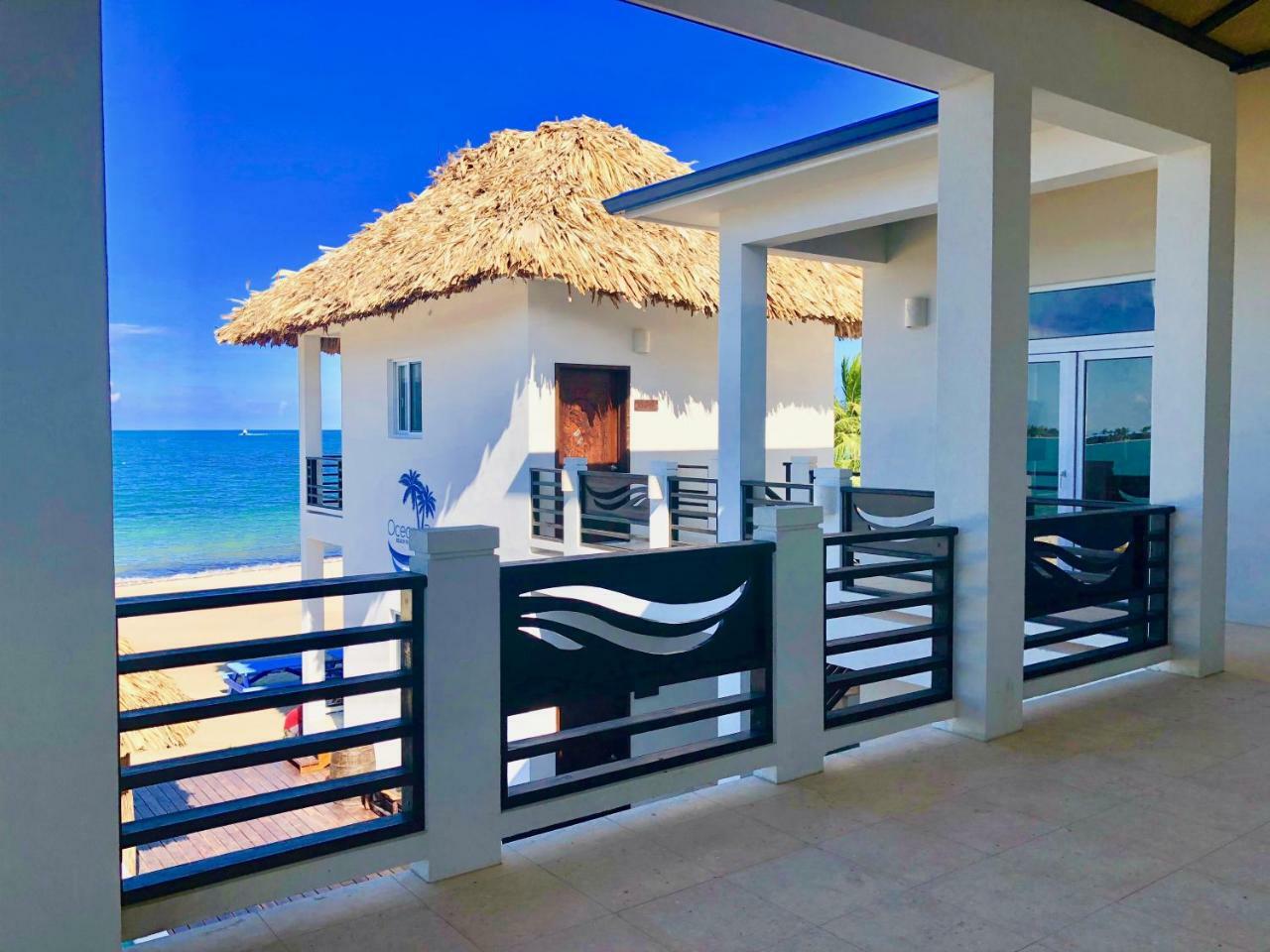 Ocean Breeze Hotel Placencia Bagian luar foto