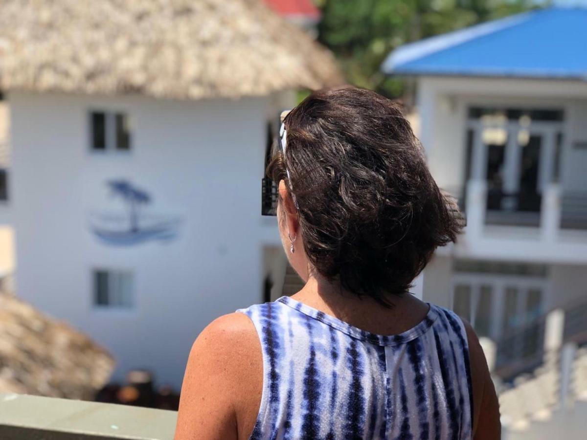 Ocean Breeze Hotel Placencia Bagian luar foto
