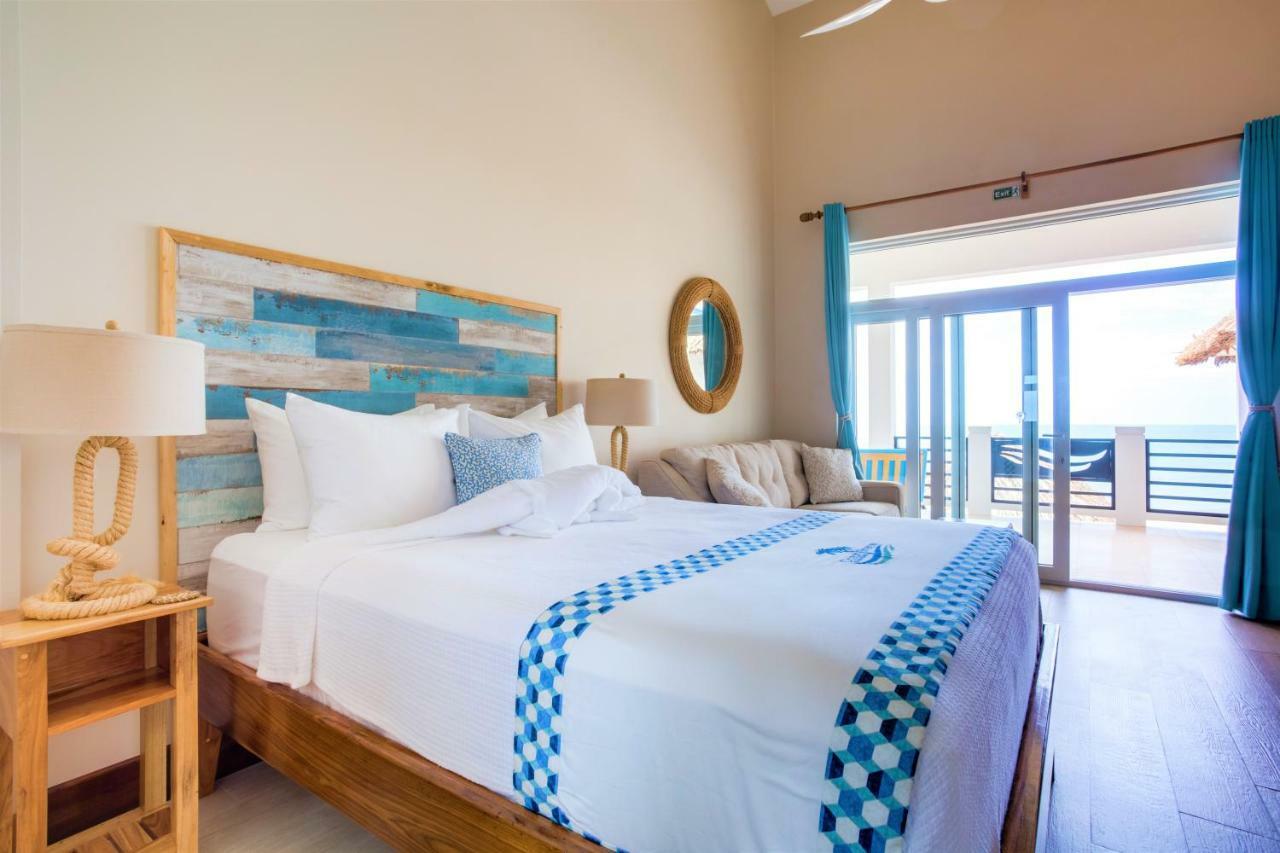 Ocean Breeze Hotel Placencia Bagian luar foto