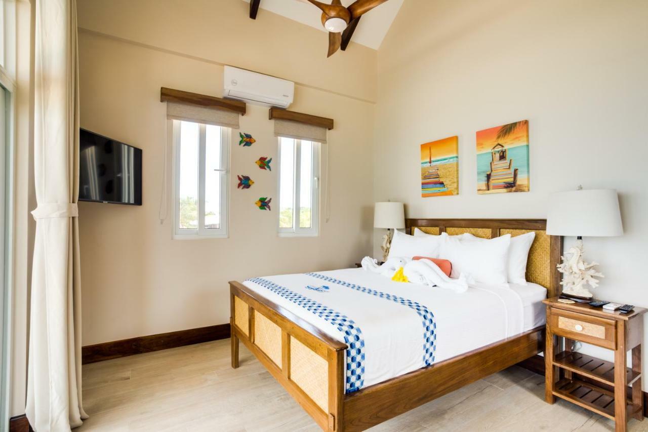 Ocean Breeze Hotel Placencia Bagian luar foto